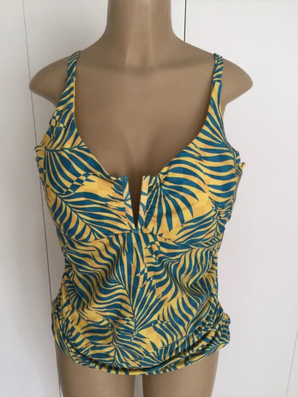 Sunsets Cabana Zuri V-Wire Tankini Size 40D/42C